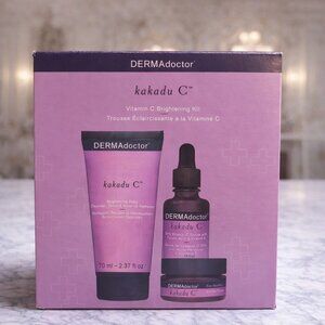 DERMAdoctor Kakadu C Vitamin C Brightening Kit- New in Box- Fast Shipping